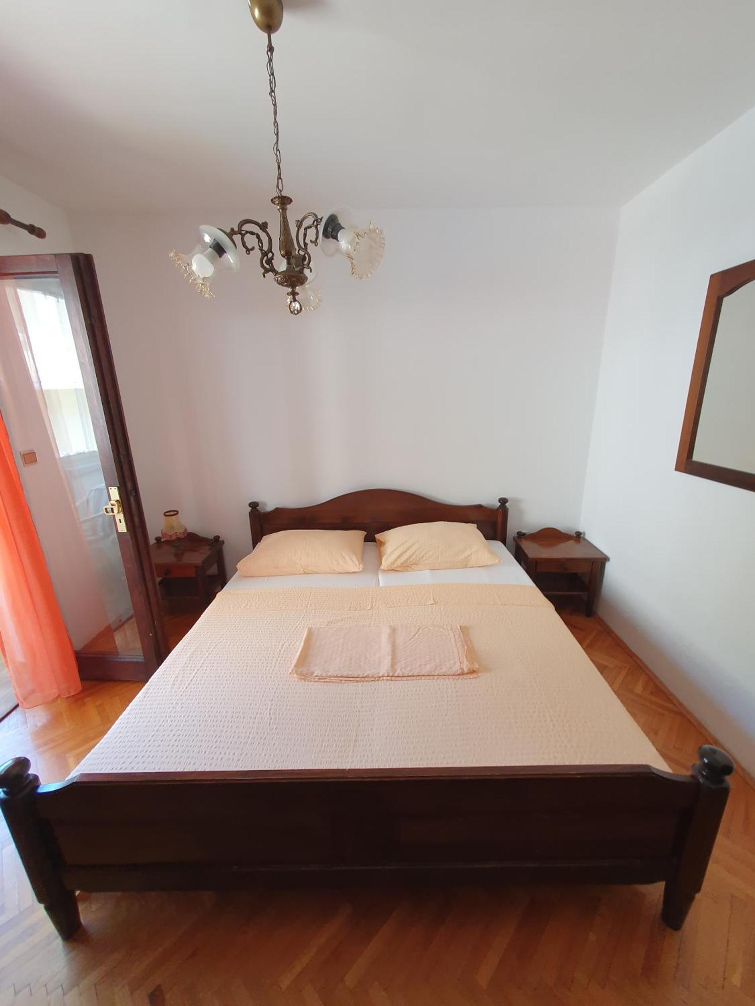 Apartmani Miljak Omiš Eksteriør bilde